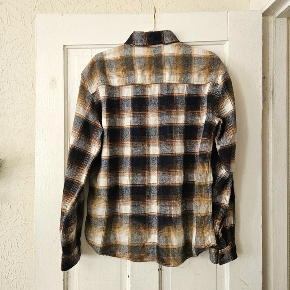 BoohooMAN Cross Applique Bleached Flannel Shirt Men's Size Medium - Picture 7 of 11